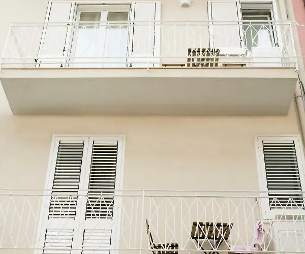 招待所 Ludovica 贾迪尼-纳克索斯